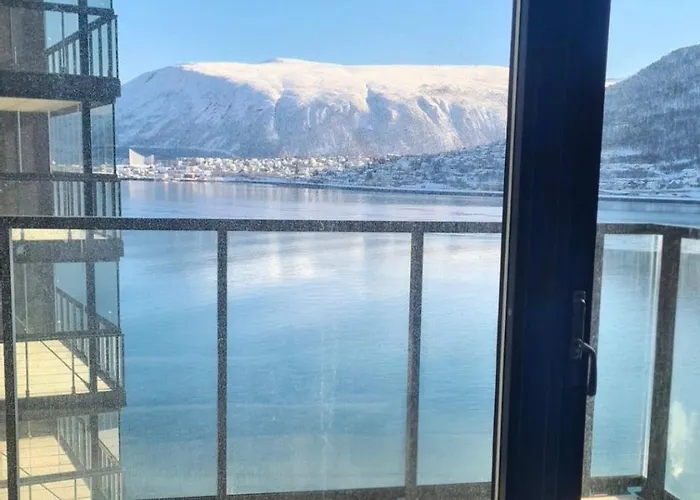 Modern In Centre Of Apartamento *